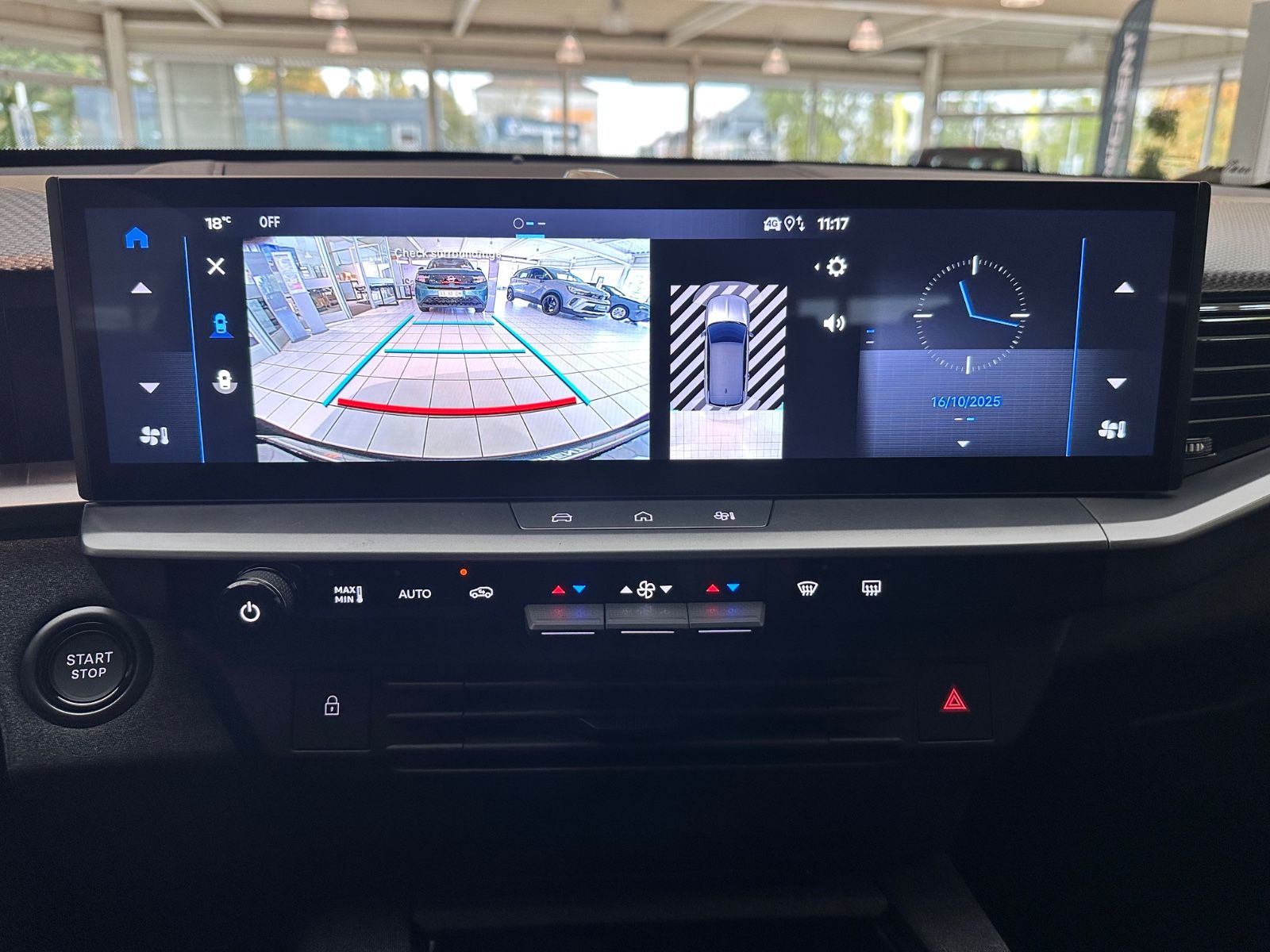 Fahrzeugabbildung Opel Grandland Hybrid *NAVI*SHZ*Allwetter*Kamera*Foc