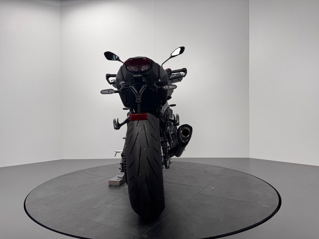 Fahrzeugabbildung Yamaha MT-09 *AKRAPOVIC *NEUWERTIG