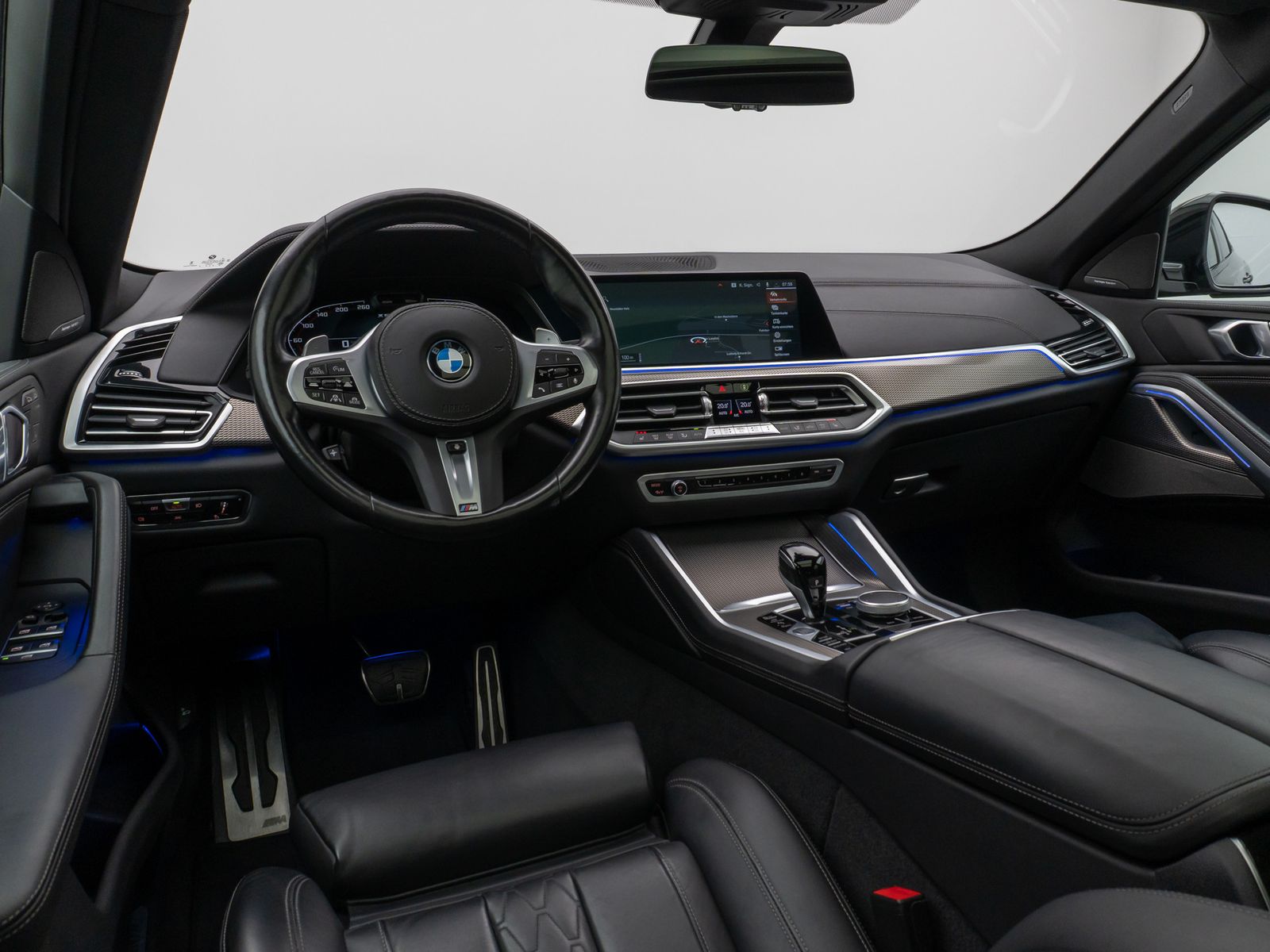 Fahrzeugabbildung BMW X6 M50i Panorama Laser 360° DAB H/K HUD 22Zoll