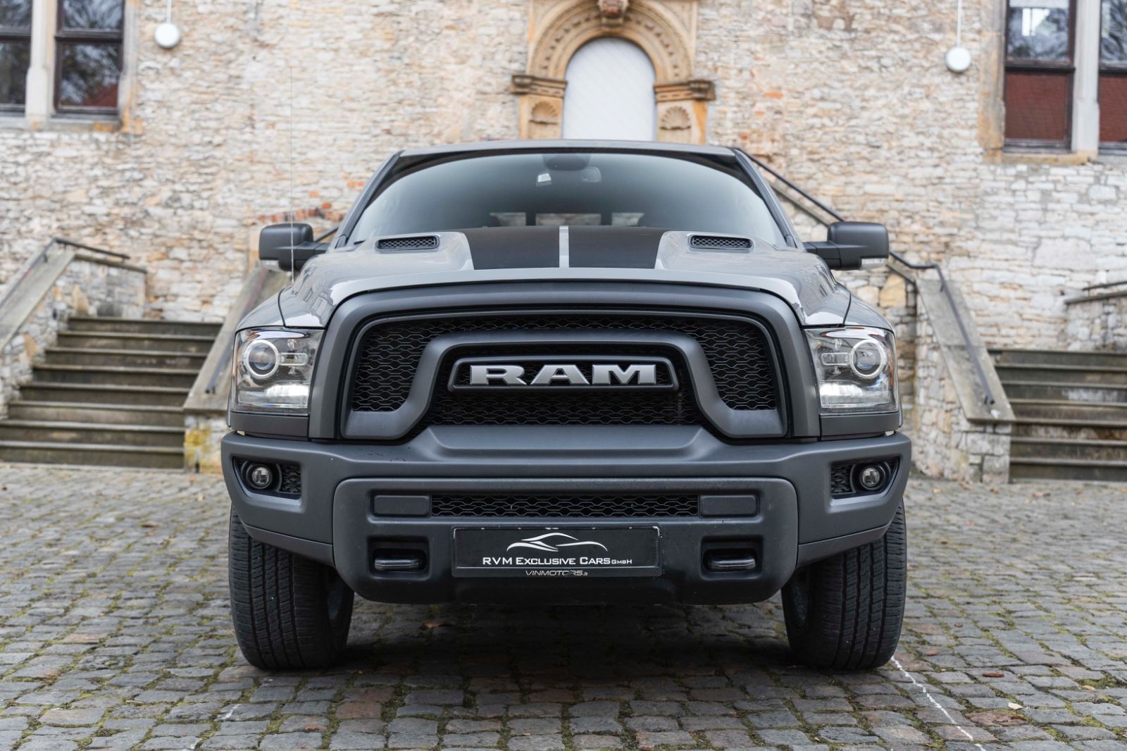 Fahrzeugabbildung Dodge RAM 1500 Classic 5,7L LPG AHK LED NAV KAM ALPINE