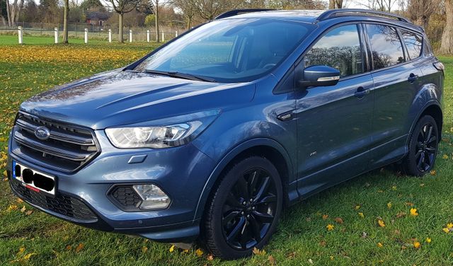 Ford Kuga 1,5 EcoBoost 4x4 182PS ST-Line Automat AHK 