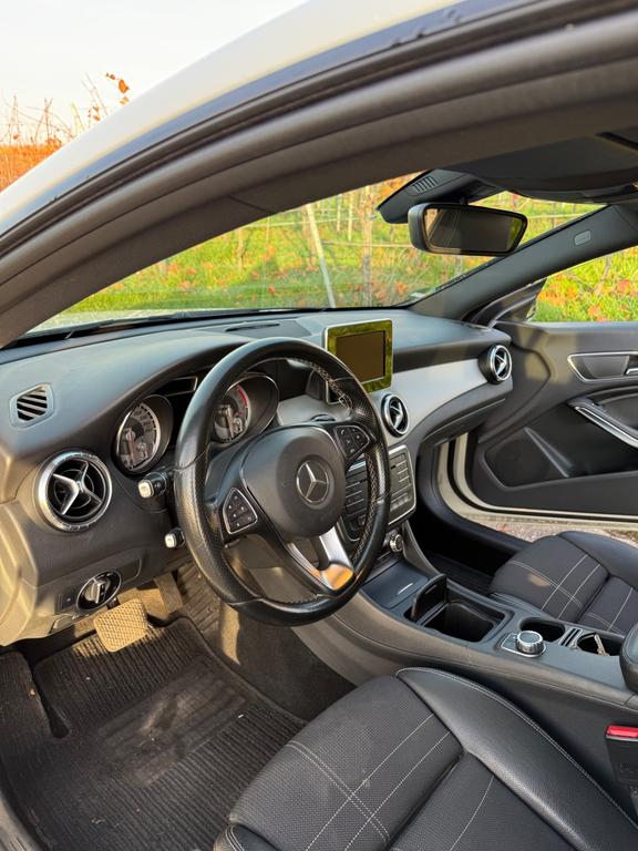 Mercedes-Benz CLA 220 Shooting Brake