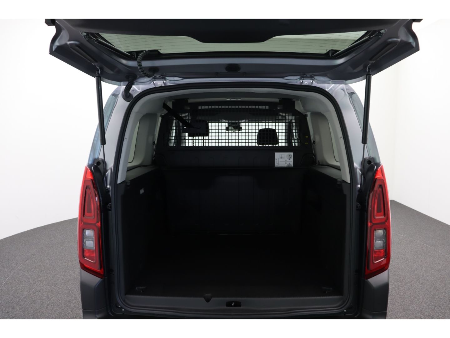 Fahrzeugabbildung Fiat Doblo L2 1.5 96 kW Dobln series 4 Kombi XL Navi