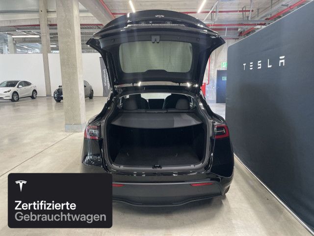 Tesla Model Y Long Range AWD foto 9