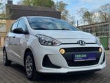 Hyundai i10 Pure NAVI BLUETOOTH  GARANTIE TÜV NEU - Hyundai i10: Pure