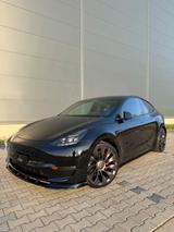 Tesla Model Y Luftfahrwerk Alcantara Ambient Softclose - Tesla in Leipzig