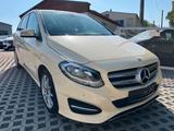Mercedes-Benz B 200 CDI 4Matic*2.Hand*Taxi*Sitzhzg*Temp* - Mercedes-Benz B-Klasse: Taxi