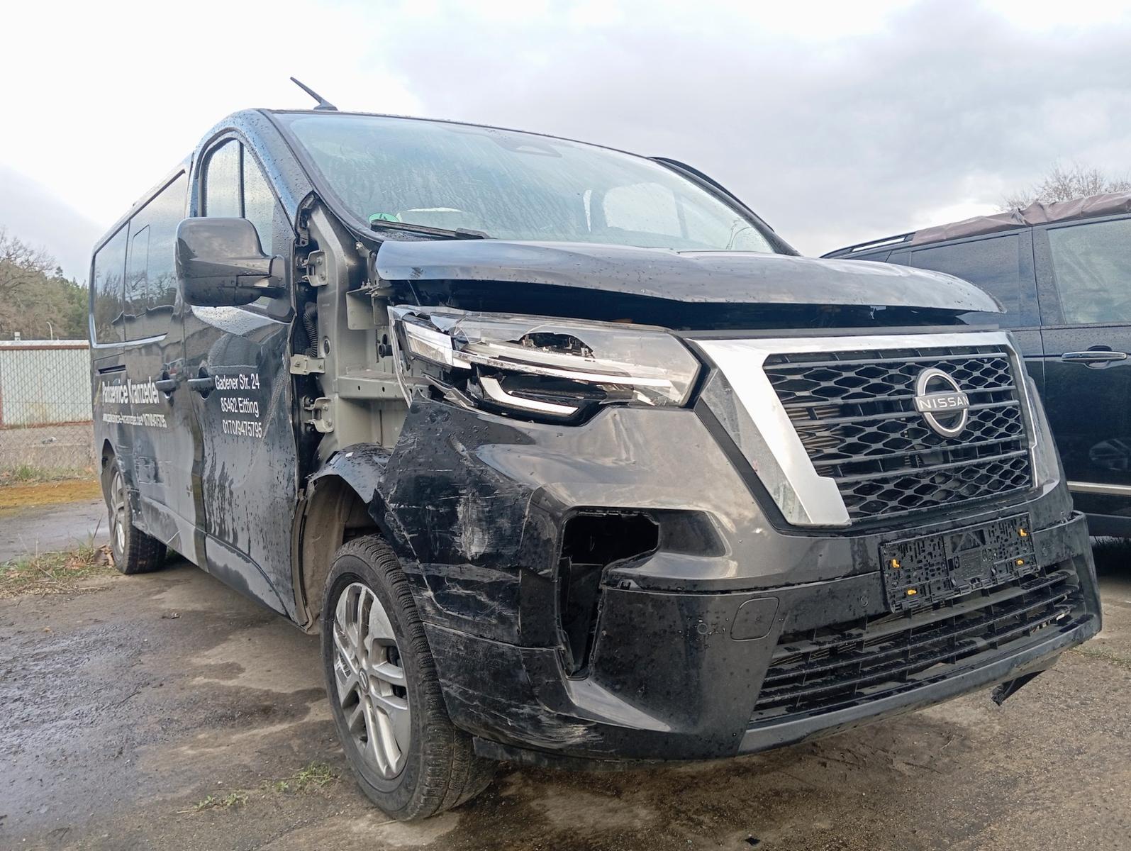 Nissan Primastar Tekna  Kombi -9 Sitzplätze