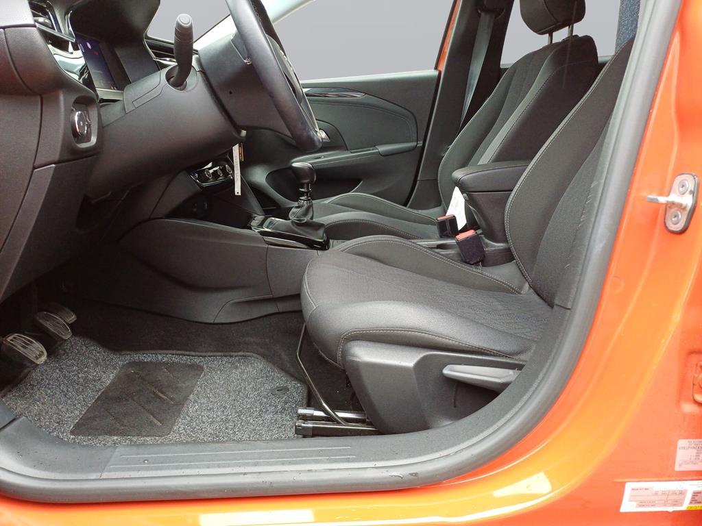 Opel Corsa ELegance 100 KAMERA NAVI GJR