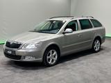 Skoda Octavia Combi Family 1.8 TSI | NUR HÄNDLER! - Skoda Octavia aus 2011: Kombi