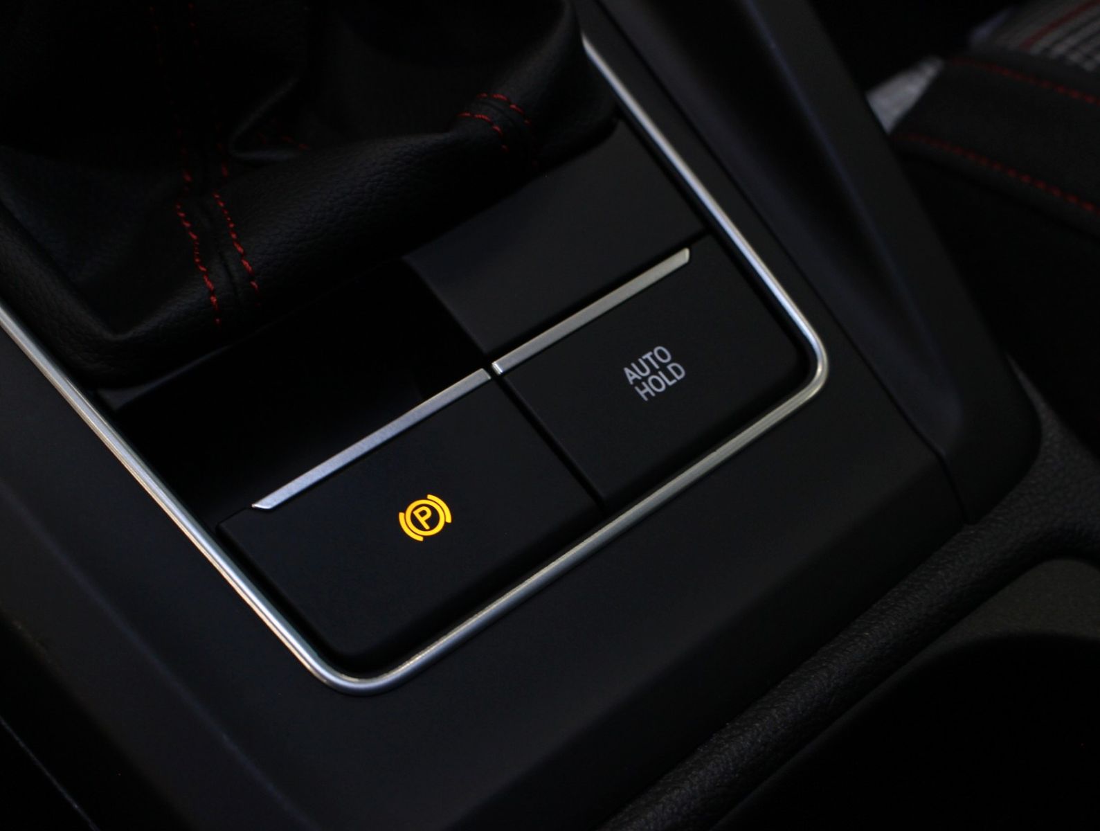 Fahrzeugabbildung Volkswagen Golf 2.0 TSI GTI Schalter+LED+Navi+2.Hand+Top
