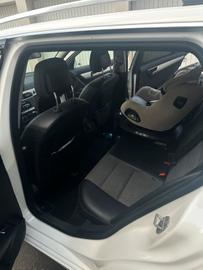 صورة 8 لـ 2013 Mercedes-BENZ C 220