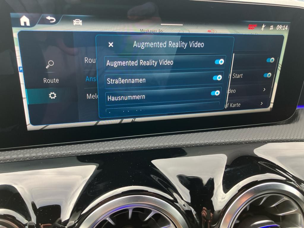 Fahrzeugabbildung Mercedes-Benz CLA 200 d SB AMG*AHK*LED*KEYL*DISTR*KAMERA*SOUND