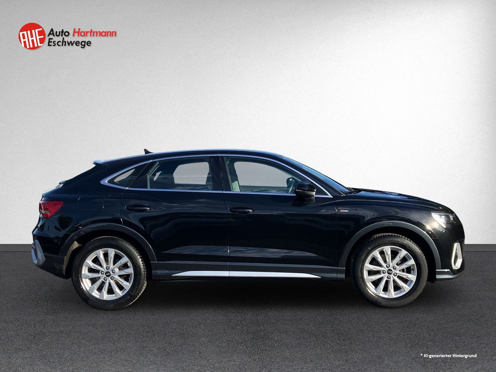 AUDI Q3 Sportback 35 TFSI S-line LED Navi ACC Rfk 18' AUDI Q3 Sportback 35 TFSI S-line LED Navi ACC Rfk 18'