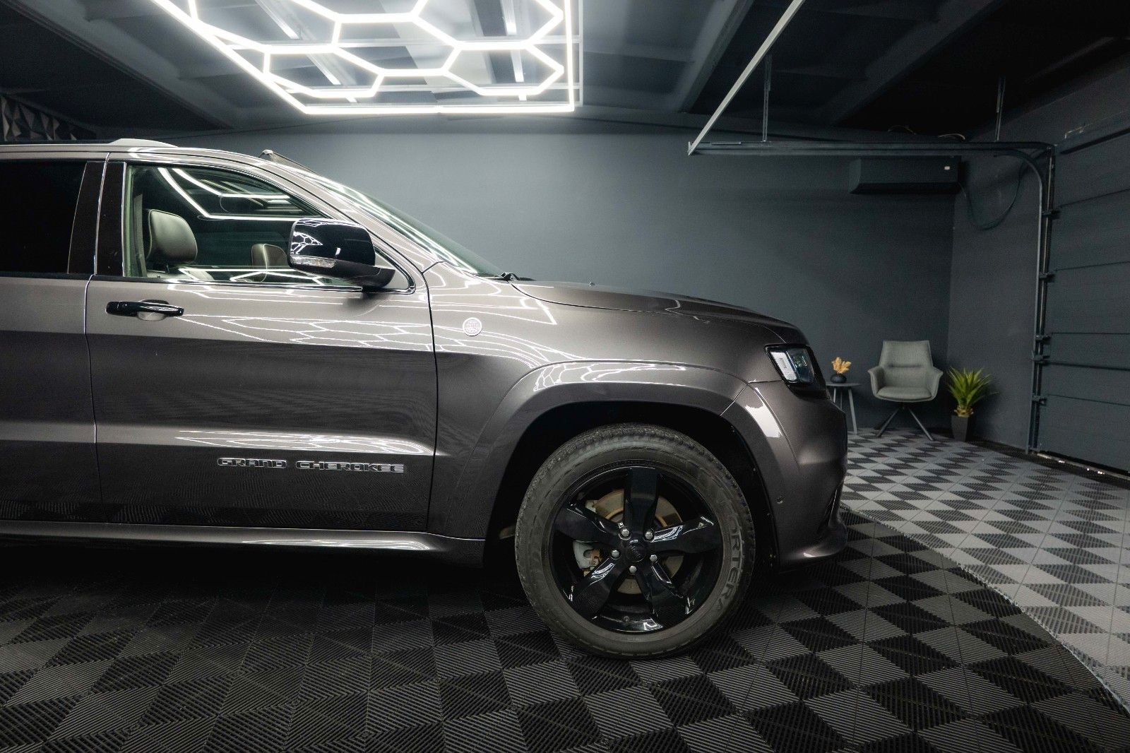 Fahrzeugabbildung Jeep Grand Cherokee 5.7 V8 SRT OVERLAND *Pano*ACC*19%