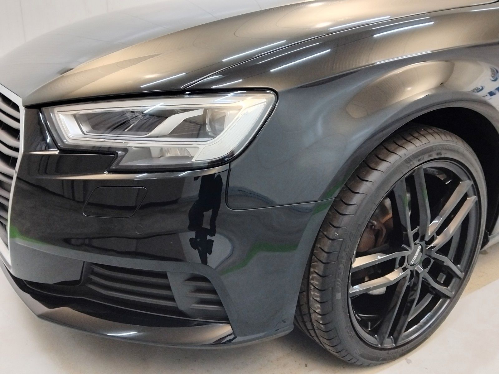 Audi A3 (10/2019, Benzin)