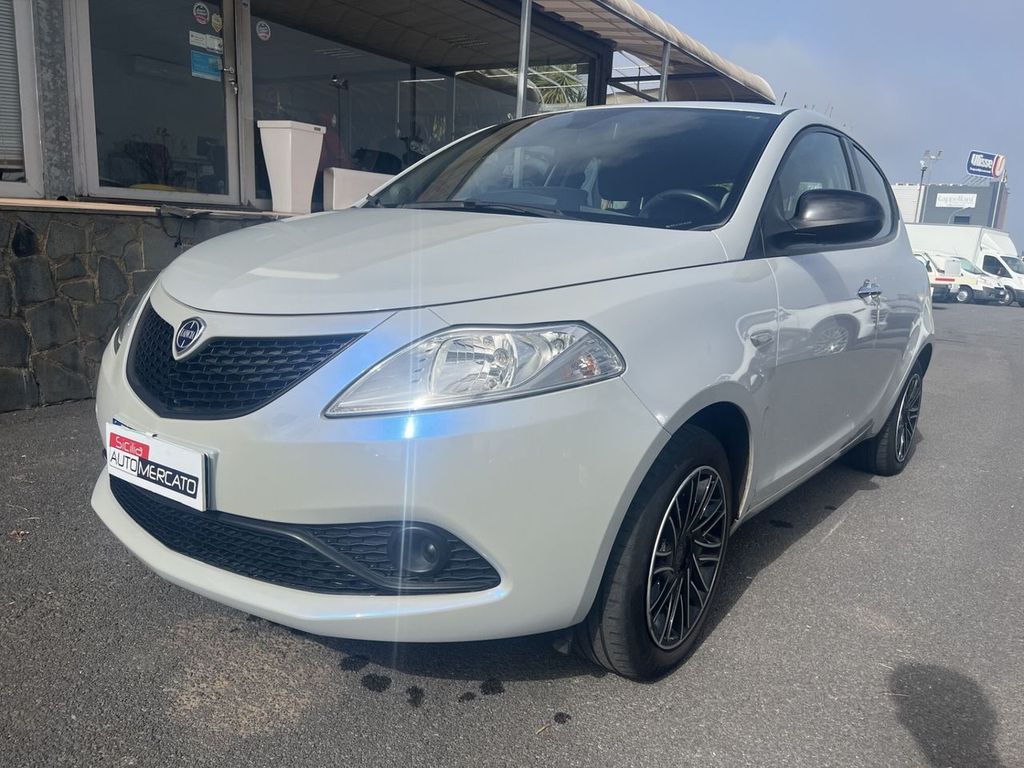 Image of Lancia Ypsilon