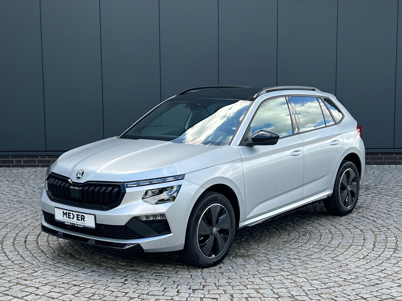 Fahrzeugabbildung SKODA Kamiq Monte Carlo 1.0 TSI DSG *Matrix-LED, ACC,