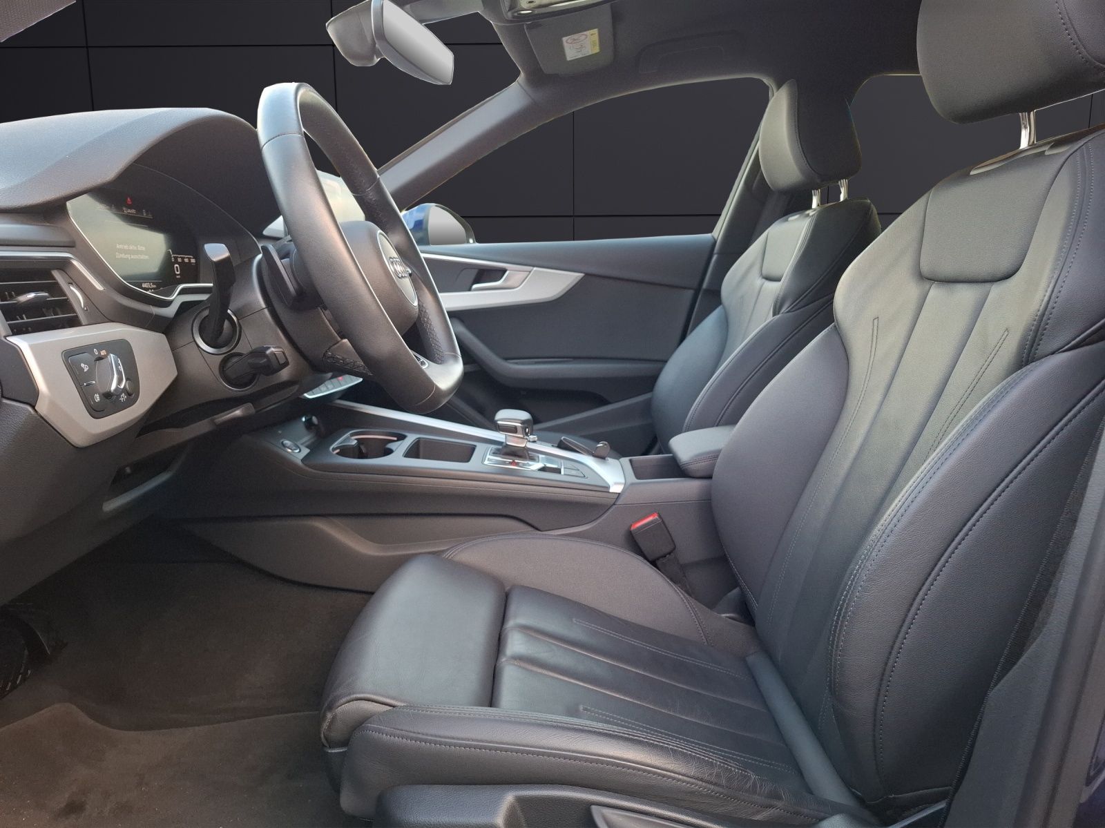 Fahrzeugabbildung Audi A4 Avant 35 TDI S-tronic LED Navi AID GRA RFK Le