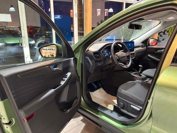 Ford Kuga Titanium 1,5 NEUES MODELL