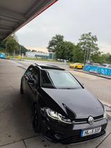 Volkswagen Golf RR - Pano - Sport - VW Golf Gebrauchtwagen in Lübeck