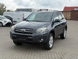 Toyota RAV 4 RAV4 Executive 4X4 - Toyota RAV 4 in Rostock