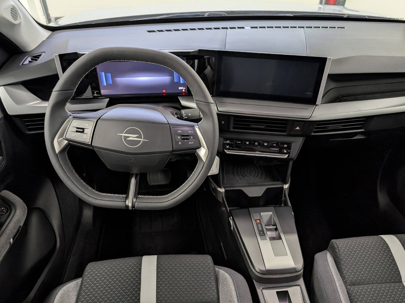 OPEL Frontera  1.2 GS Hybrid Navi LED Kamera – Bild 14