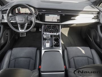 Audi Q7 - 11