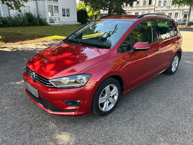Fahrzeugabbildung Volkswagen Golf Sportsvan Diesel Automatik+AHK+Navi+BT+SHZ+