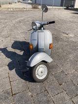 Vespa P 200e  - VESPA P200E