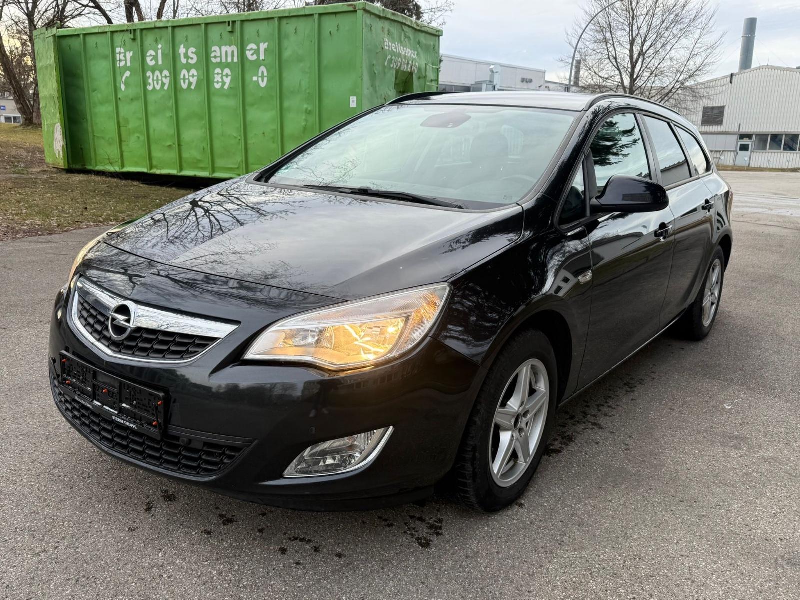 Opel Astra 1.7 CDTi  Sports Tourer Design Edition