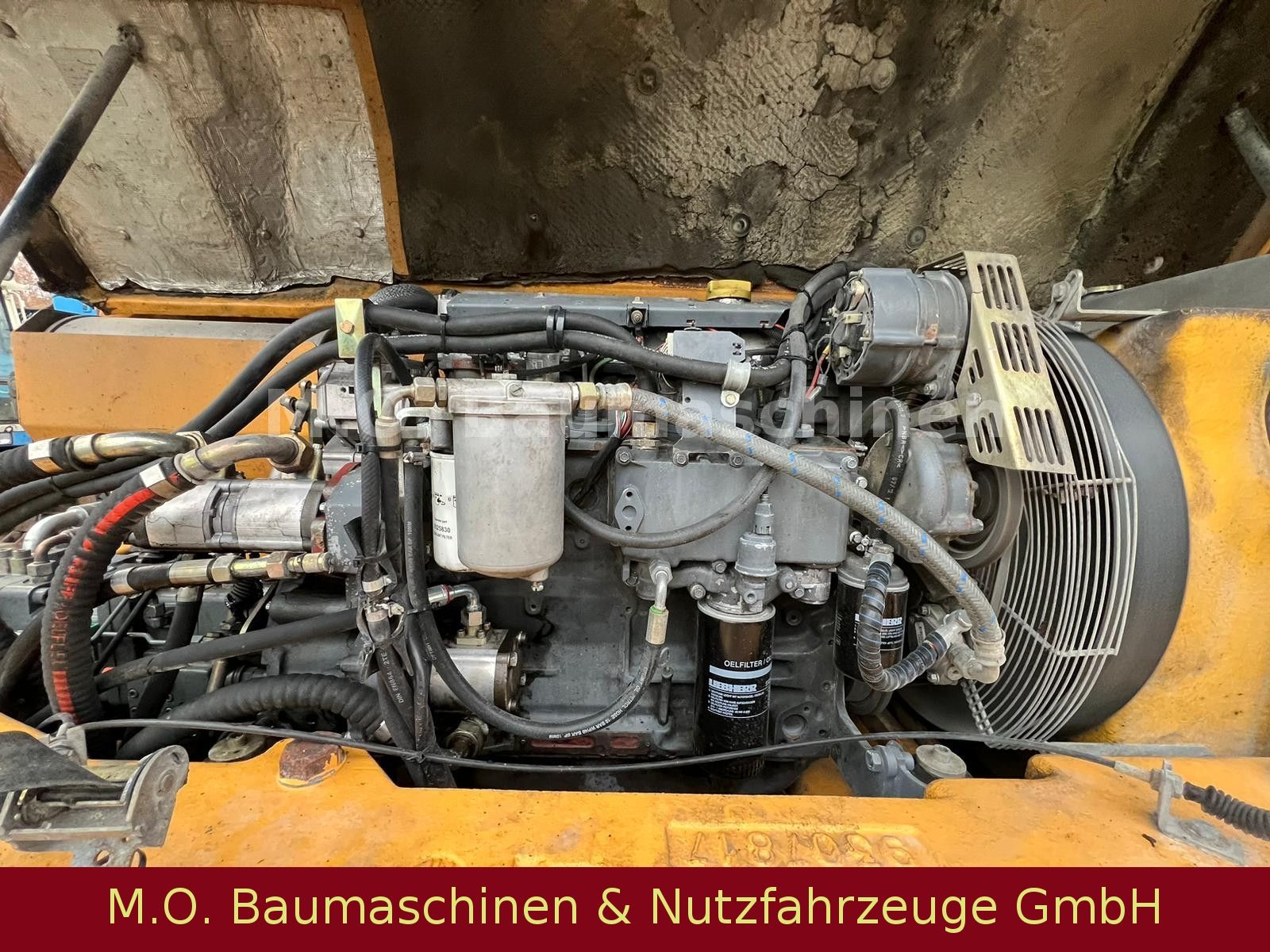 Fahrzeugabbildung Liebherr A 316 / VSA / Schalengreifer /