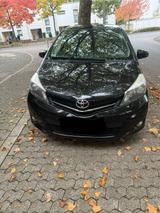 Toyota Yaris - Toyota Yaris Gebrauchtwagen in Krefeld