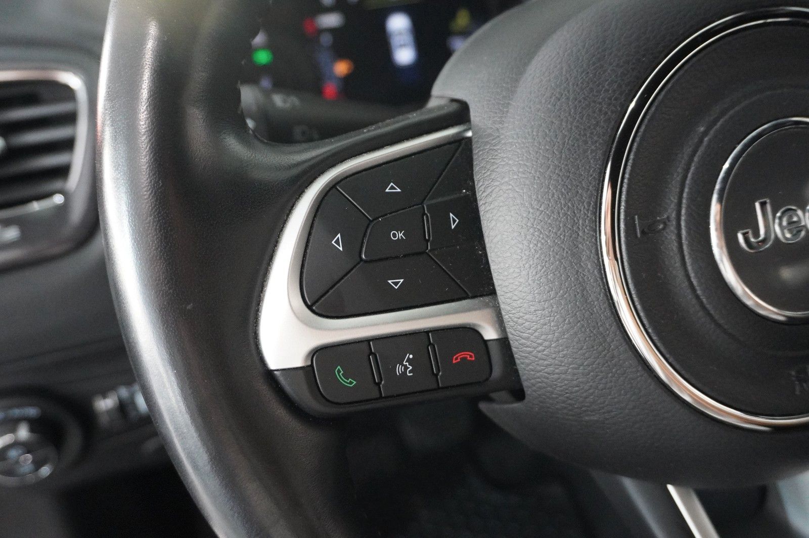 Fahrzeugabbildung Jeep Compass S 1.3T-GDI PHEV AWD SPORT NAVI/SH/KAMERA