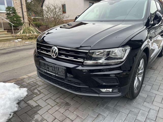 Volkswagen Tiguan 1.5TSI Sound DSG*Navi,19 Alu,ACC,360 Kam,