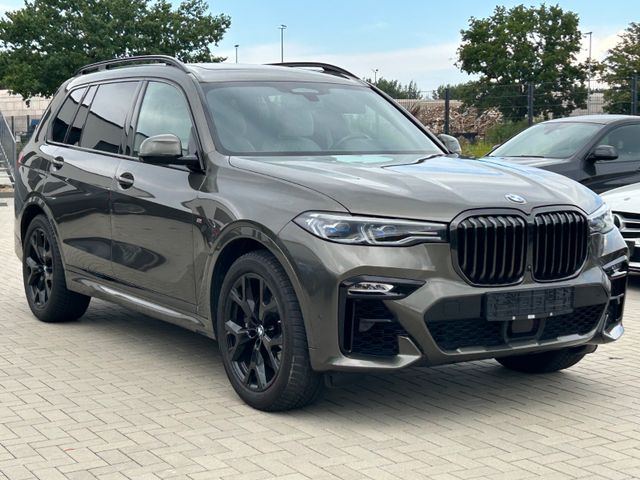 BMW X7 M50 i Sky Lounge /Bowers & Wilkins