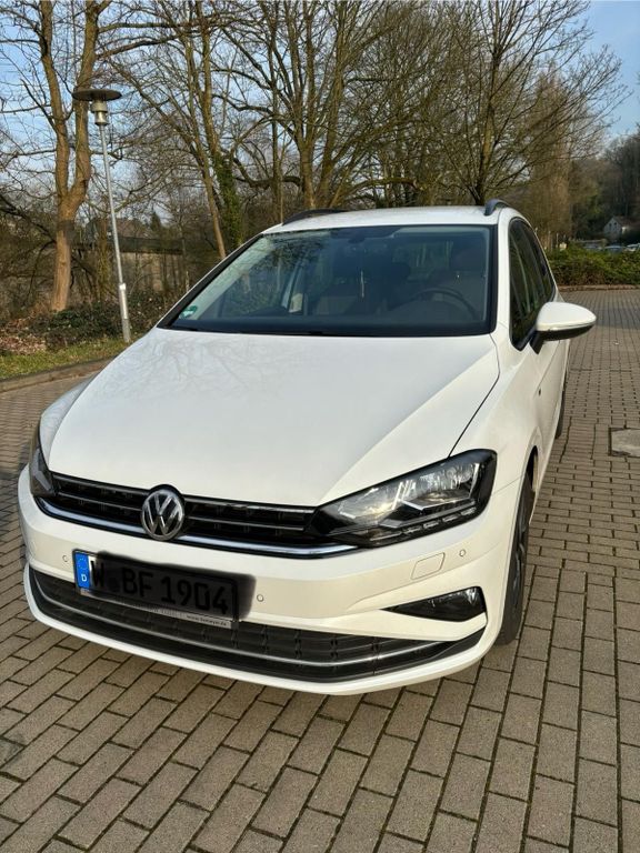 Image of Volkswagen Golf Sportsvan