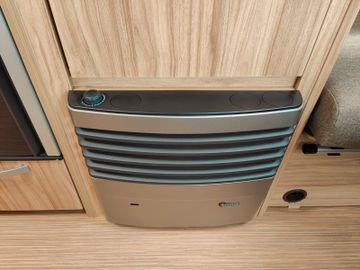 Fahrzeugabbildung HYMER / ERIBA / HYMERCAR NOVA LIGHT 515 2023