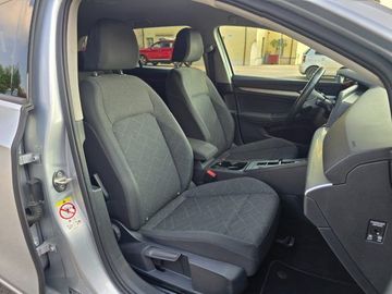 Volkswagen Golf - 12