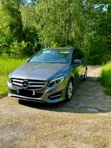 Mercedes-Benz B 200  w246 LED Automatik Ahk 8 fach bereift  - Mercedes-Benz B-Class: Von Privat