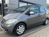 Mercedes-Benz A 160 Automatik - gebrauchte Mercedes-Benz A-Klasse aus dem Jahr 2012