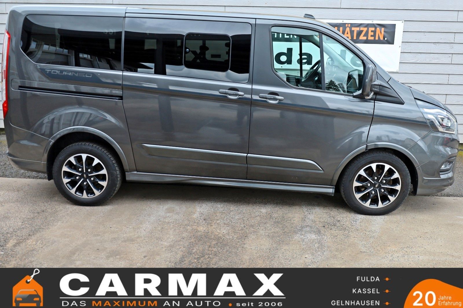 Fahrzeugabbildung Ford Tourneo Custom Sport 8 Sitzer,T.Leder,Navi,Xenon