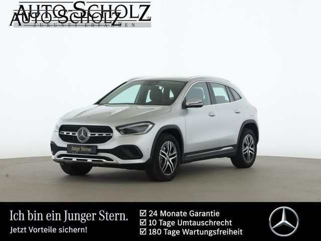 Mercedes-Benz GLA 200 PROGRESSIVE+AHK+MULTIB+MEMORY+KAM+TOTW.+