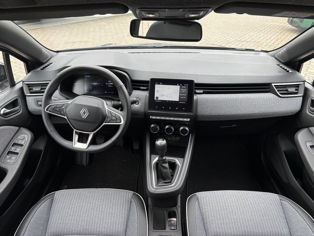 RENAULT Clio - Bild 6