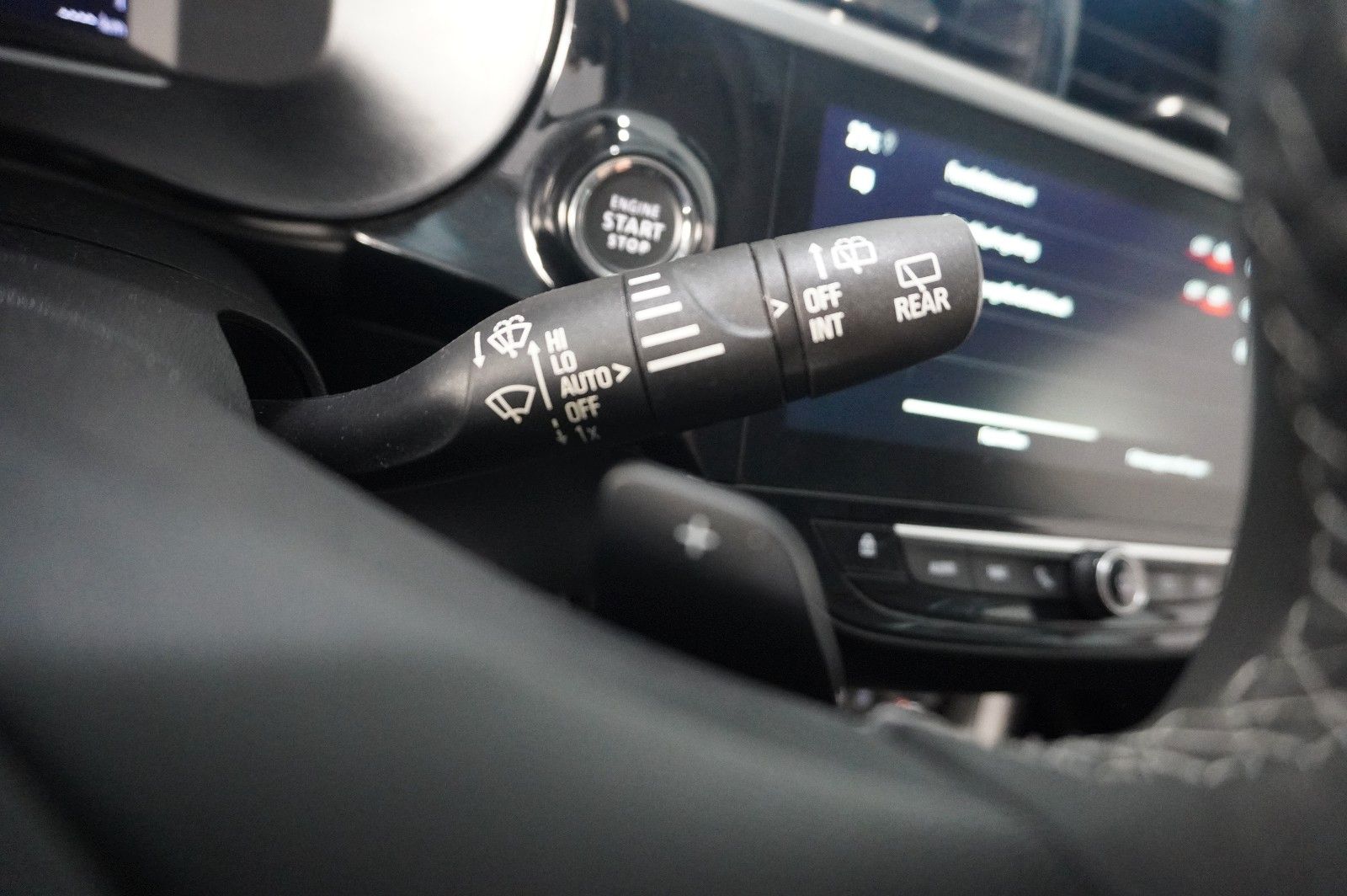 Fahrzeugabbildung Opel Corsa F 1.2T ELEGANCE NAVI/LED/SPORT/VIRTU./DAB+