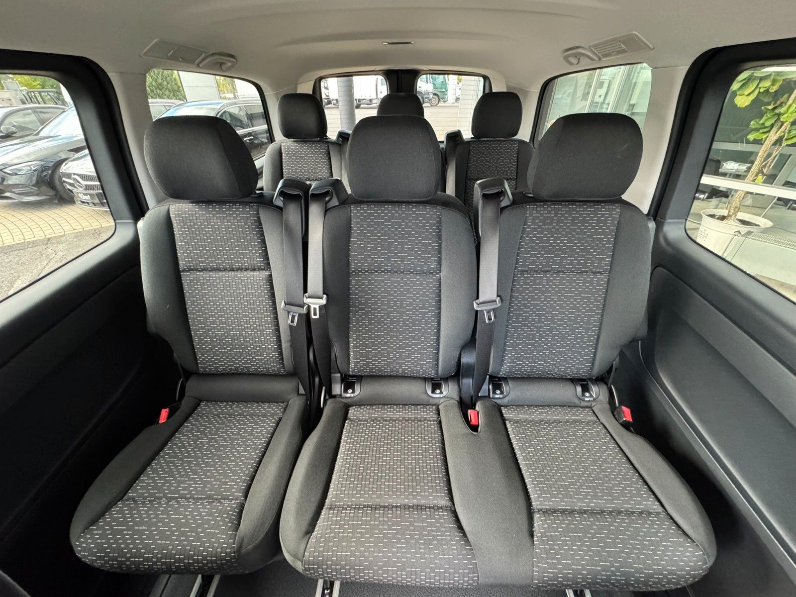Fahrzeugabbildung Mercedes-Benz Vito 119 CDI 4x4 Tourer PRO Extral Stdh AHK2,5t
