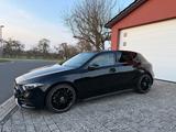 Mercedes-Benz A 220 d AMG Line mit AHK - gebrauchte Mercedes-Benz A 220 aus dem Jahr 2021