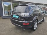 Mitsubishi Outlander  2.2 DI-D  25 Jahre 4WD  Automat. SHZ - Mitsubishi Outlander mit Diesel-Antrieb: Allradantrieb, Geländewagen, Automatik, 2.2
