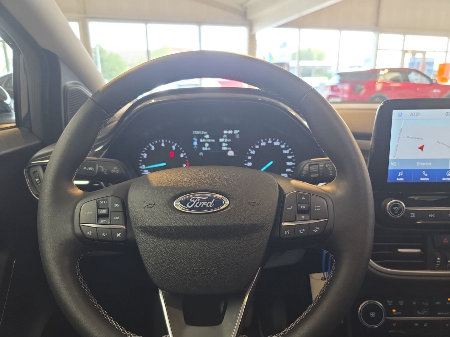 Fahrzeugabbildung Ford Puma Titanium AHK-abnehmbar Navi LED Mehrzonenkl