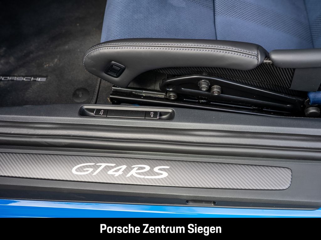 Porsche Cayman 718 GT4 RS